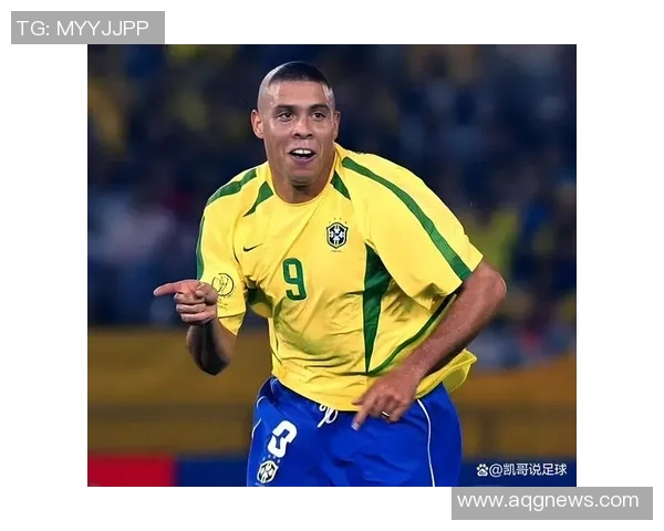 以足球球星标志为核心探寻绿茵场上荣耀与精神的永恒象征 以足球球星标志为核心探寻绿茵场上荣耀与精神的永恒象征