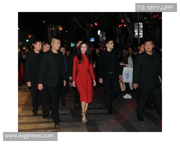 足球球星保镖由谁扮演揭晓其背后演员身份与精彩表现 足球球星保镖由谁扮演揭晓其背后演员身份与精彩表现